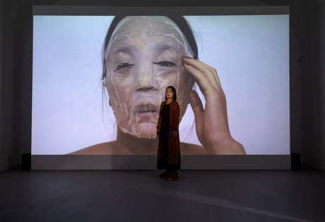 Keiko Miyazaki | Ljubezen ne plačuje najemnine